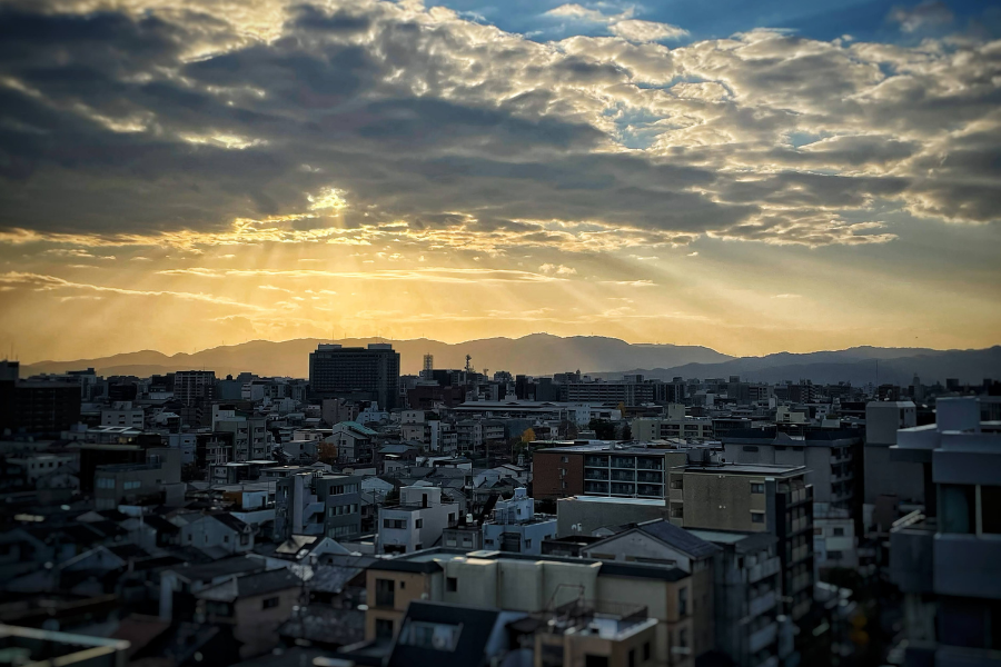 From Twilight to Night: Kyoto in Its Quietest Light