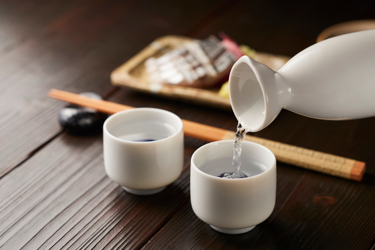Discover the Art of Sake: A Journey Through Japanese Sake and Traditional Sake Cups