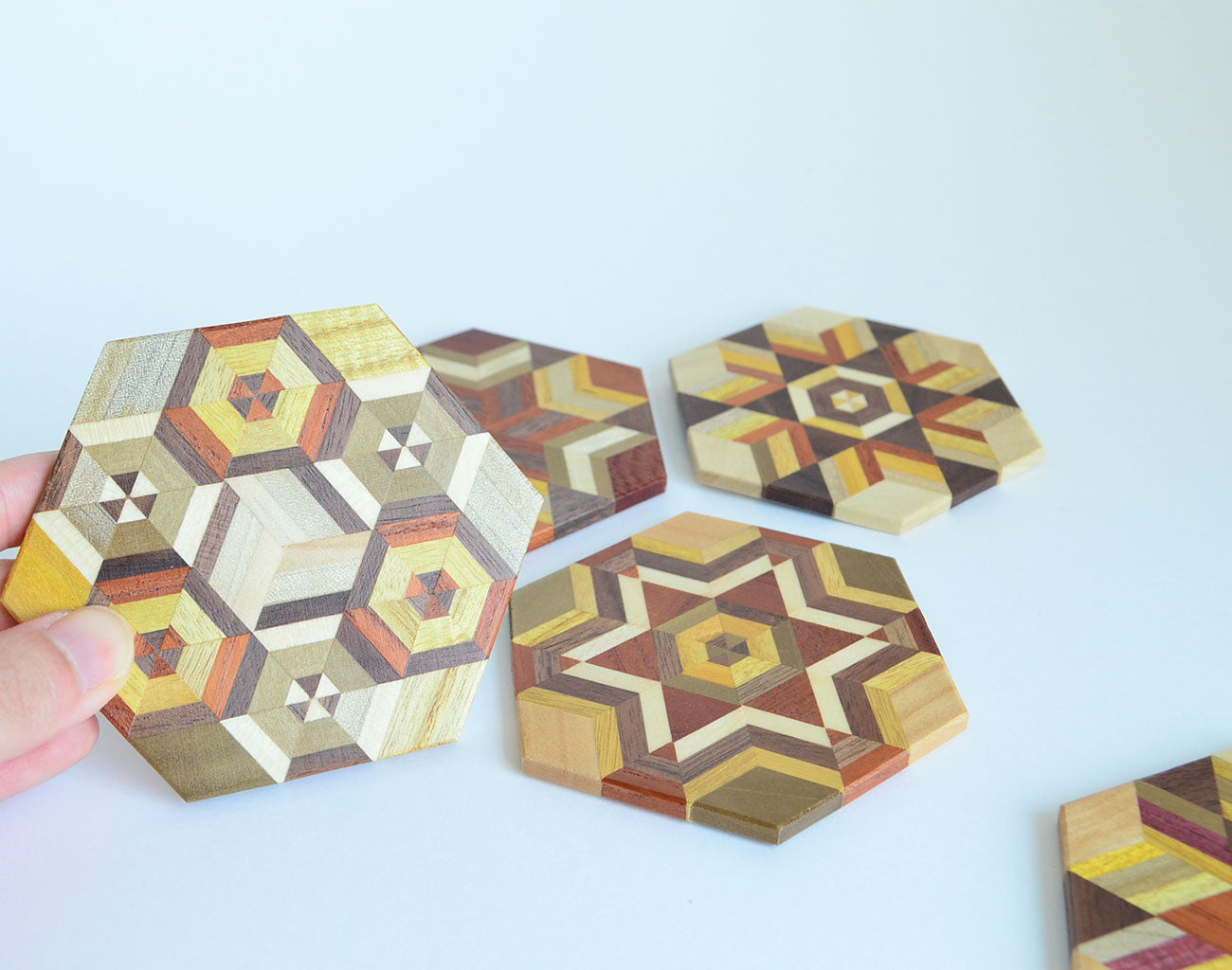 Hakone Yosegi Wooden mosaic work Coaster "Hexagon" 4pc Set