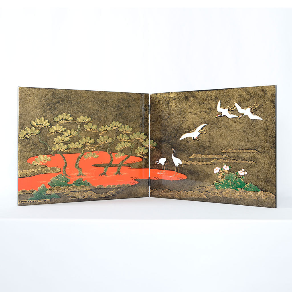 Lacquerware Screen ”January"