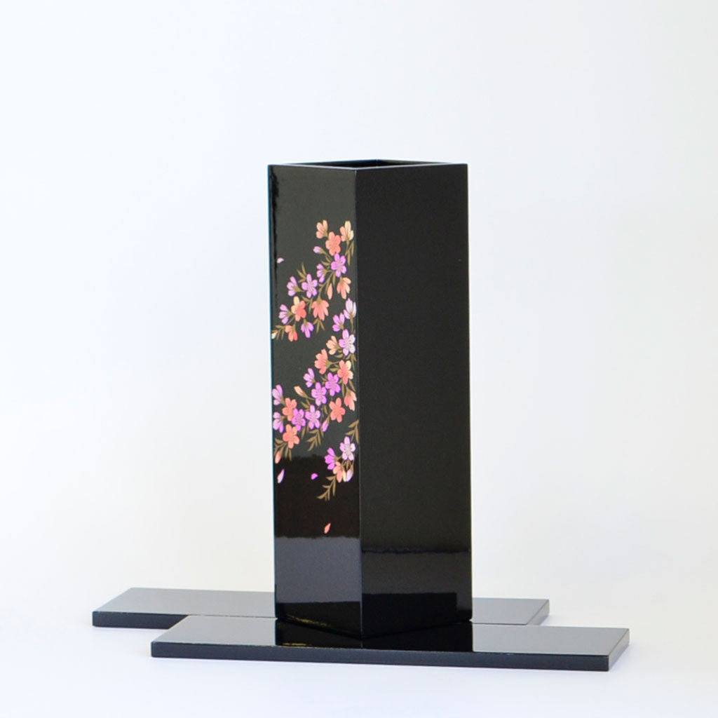 Lacquerware Vase "Cherry Petals"