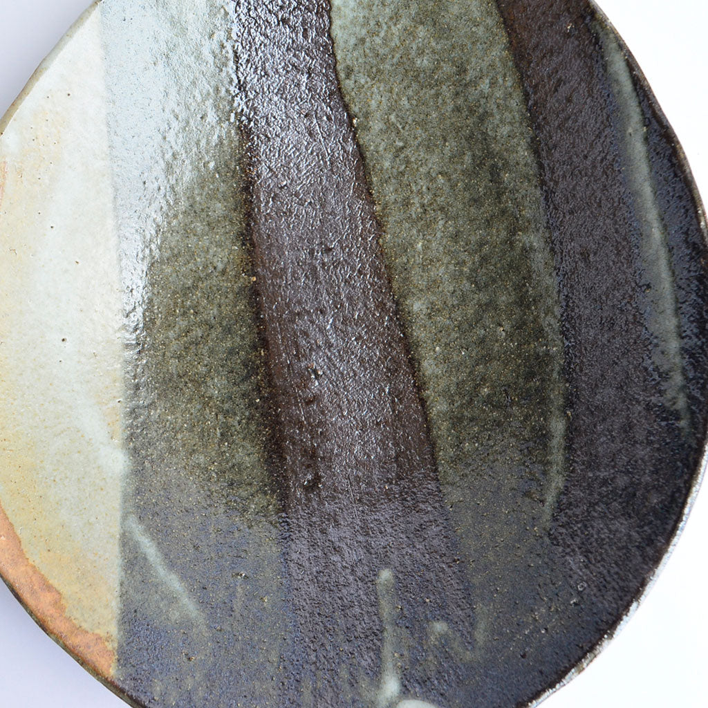 Shigaraki Ware Bowl "Akatsuki / Random Shape"