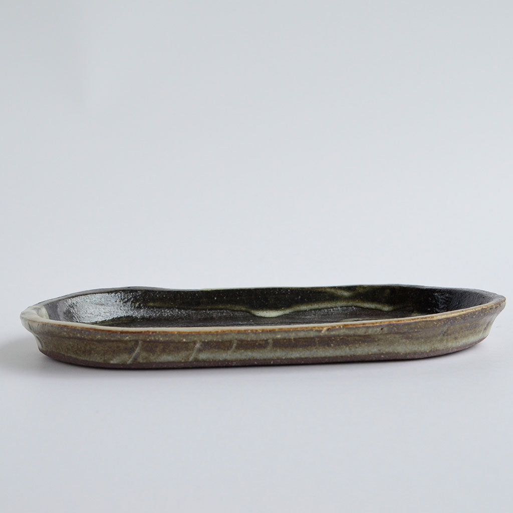 Shigaraki Ware Plate "Akatsuki / Oval Shape"