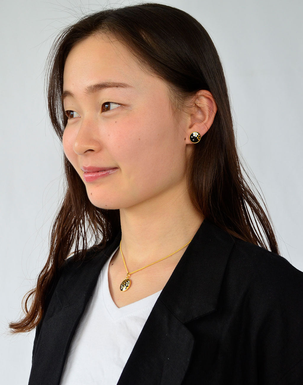 Kyoto Damascene Stud Earrings "Cherry blossoms in full bloom"– Diameter: 1.2 cm