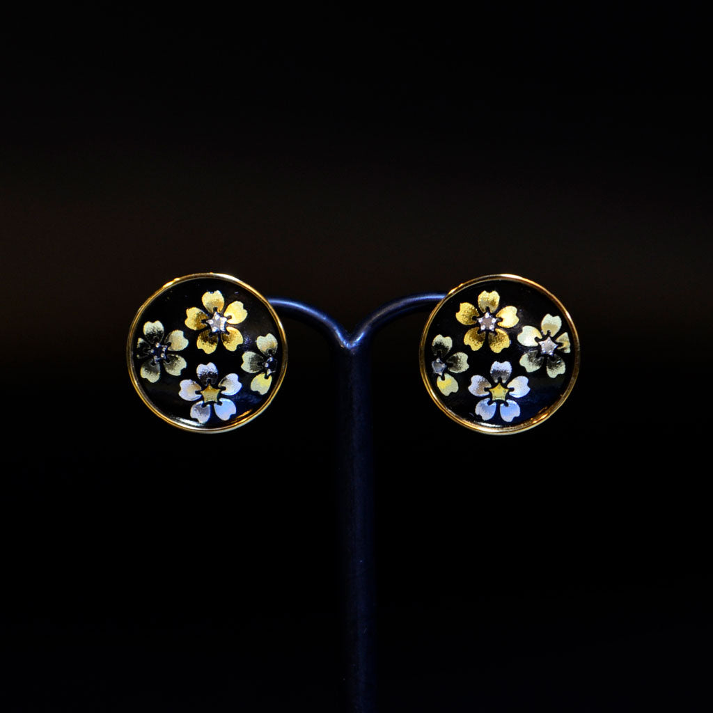 Kyoto Damascene Stud Earrings "Cherry blossoms in full bloom"– Diameter: 1.6 cm