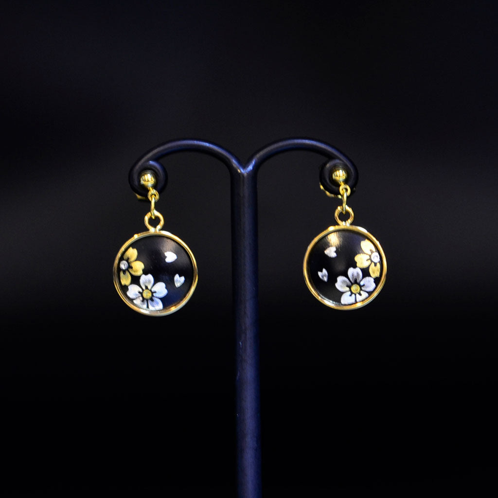 Kyoto Damascene Dangling Earrings "Cherry blossoms in full bloom"– Diameter: 1.2 cm