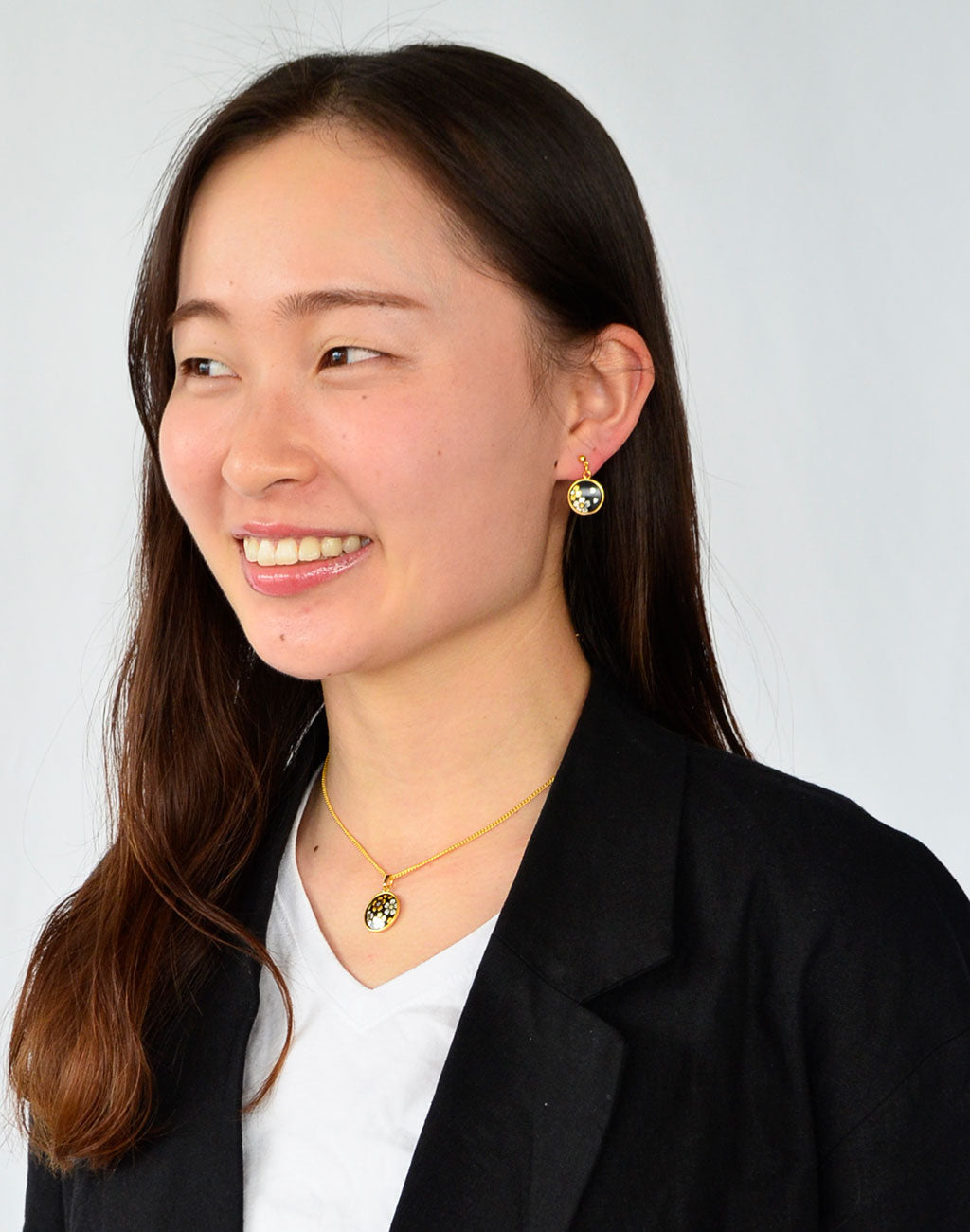 Kyoto Damascene Dangling Earrings "Cherry blossoms in full bloom"– Diameter: 1.2 cm