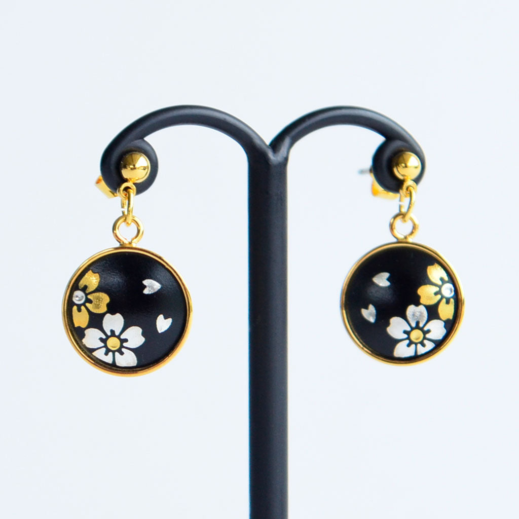 Kyoto Damascene Dangling Earrings "Cherry blossoms in full bloom"– Diameter: 1.2 cm