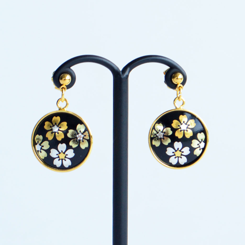 Kyoto Damascene Dangling Earrings "Cherry blossoms in full bloom"– Diameter: 1.6 cm