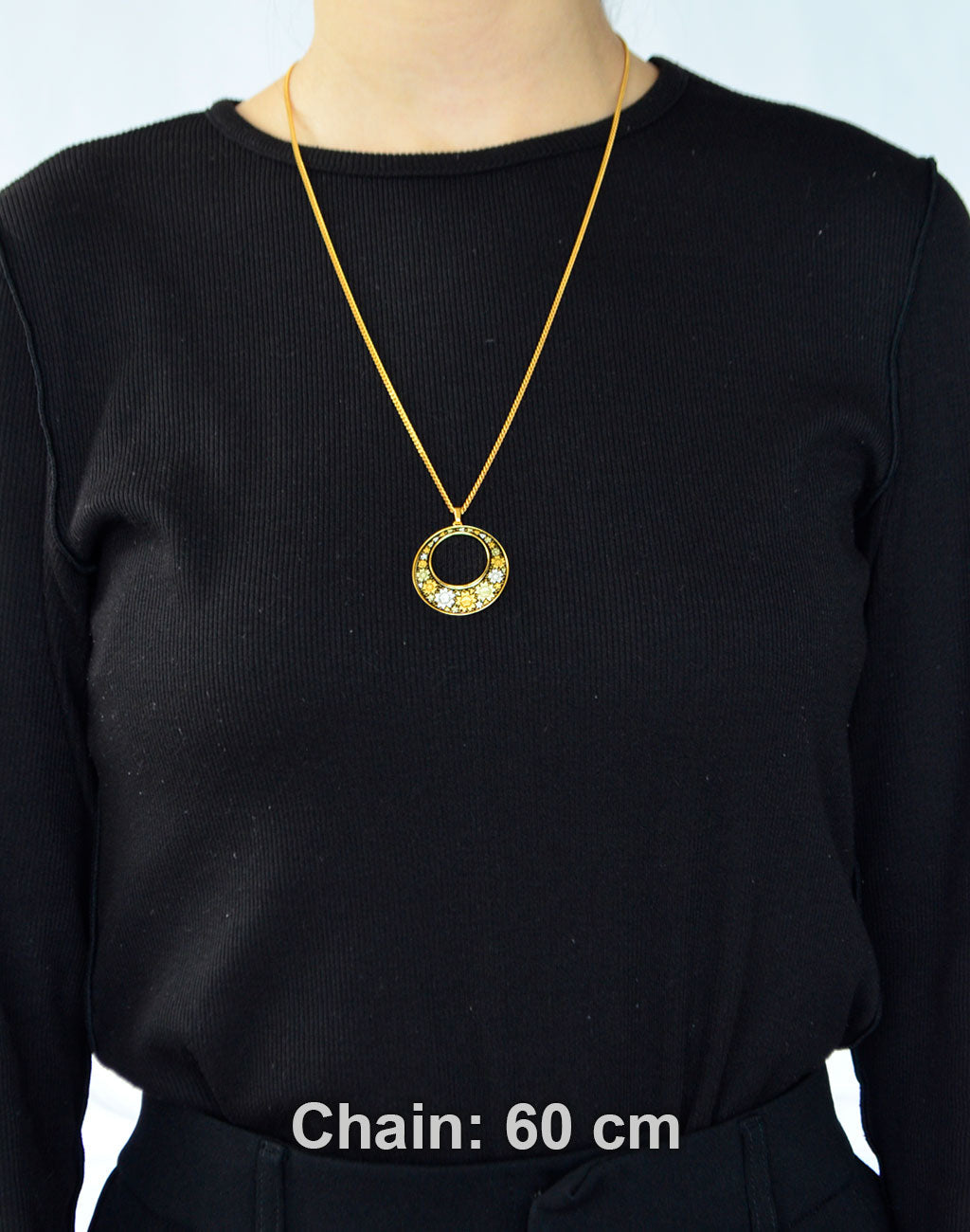 Kyoto Damascene Open Circle Pendant Fully Covered With Cherry Blossoms – Diameter: 3 cm