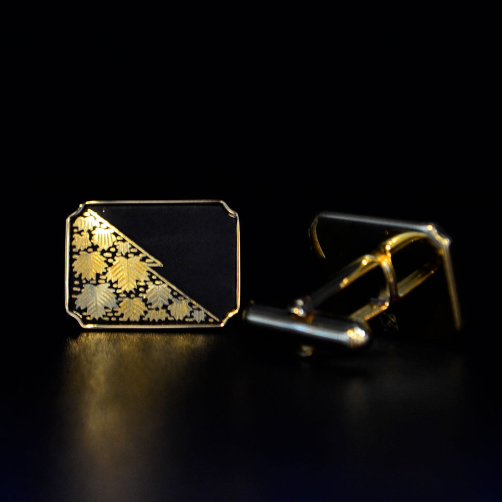Kyoto Damascene Cufflinks Fully Covered With Ivy Half Black – Size : 2×1.3 cm