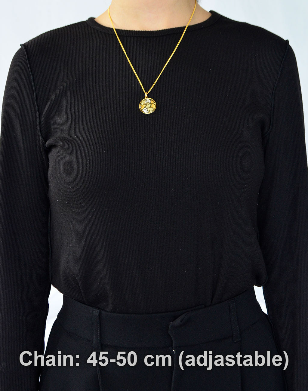 Kyoto Damascene Pendant Fully Covered With Ginkgo Leaves – Diameter: 2 cm