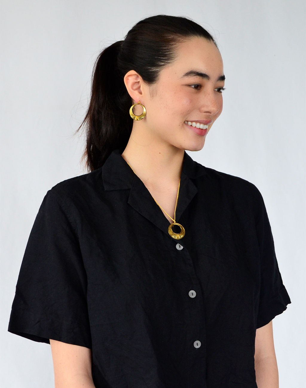 Kyoto Damascene Open Circle Pendant "Grove" – Diameter: 3.0 cm