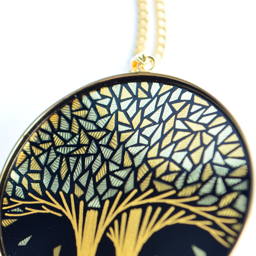 Kyoto Damascene Pendant "Fallen Leaves" – Diameter: 3.9 cm