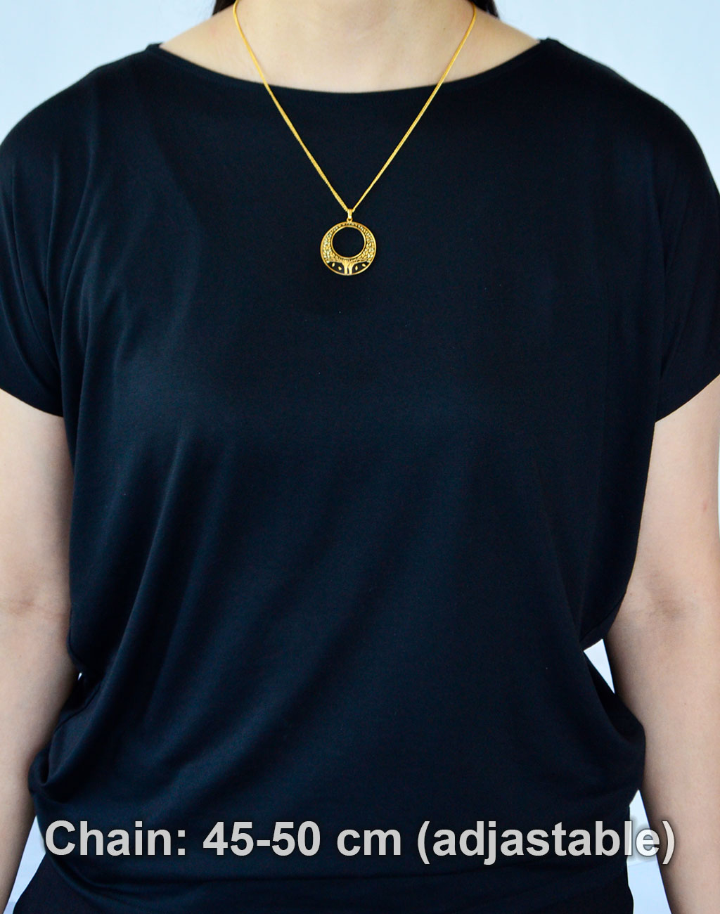 Kyoto Damascene Open Circle Pendant "Fallen Leaves" – Diameter: 3.0 cm