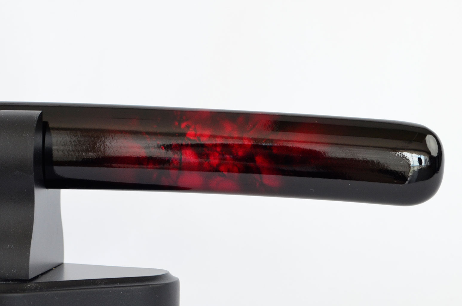 Ornamental Dagger "Red Marble"