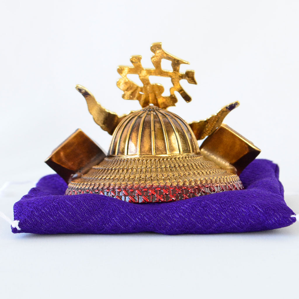 Small helmet "Naoe Kanetsugu"