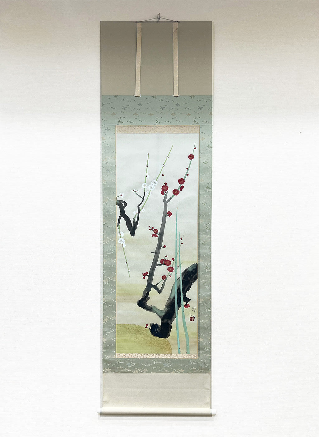 Japanese Hanging Scroll Kakejiku Painted by Shinji Kouno ”Red and White Plum Blossoms” (OKJ 104)