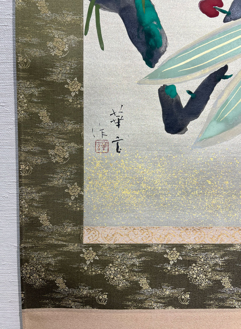 Japanese Hanging Scroll Kakejiku Painted byby Shinji Kouno "Shochikubai (Pine, Bamboo, and Plum)" (OKJ 107)