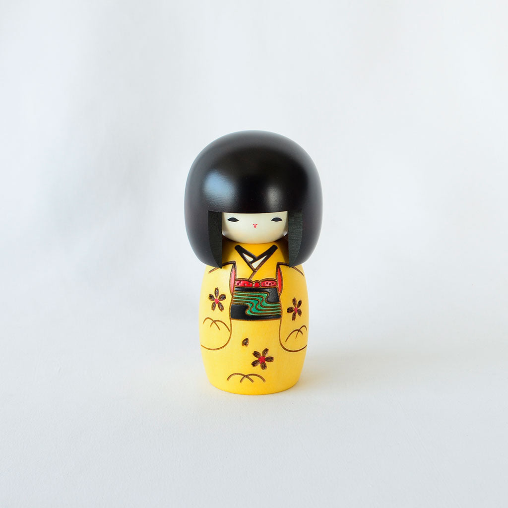 Kokeshi Doll "Osanago Ki (Young Child Yellow)"