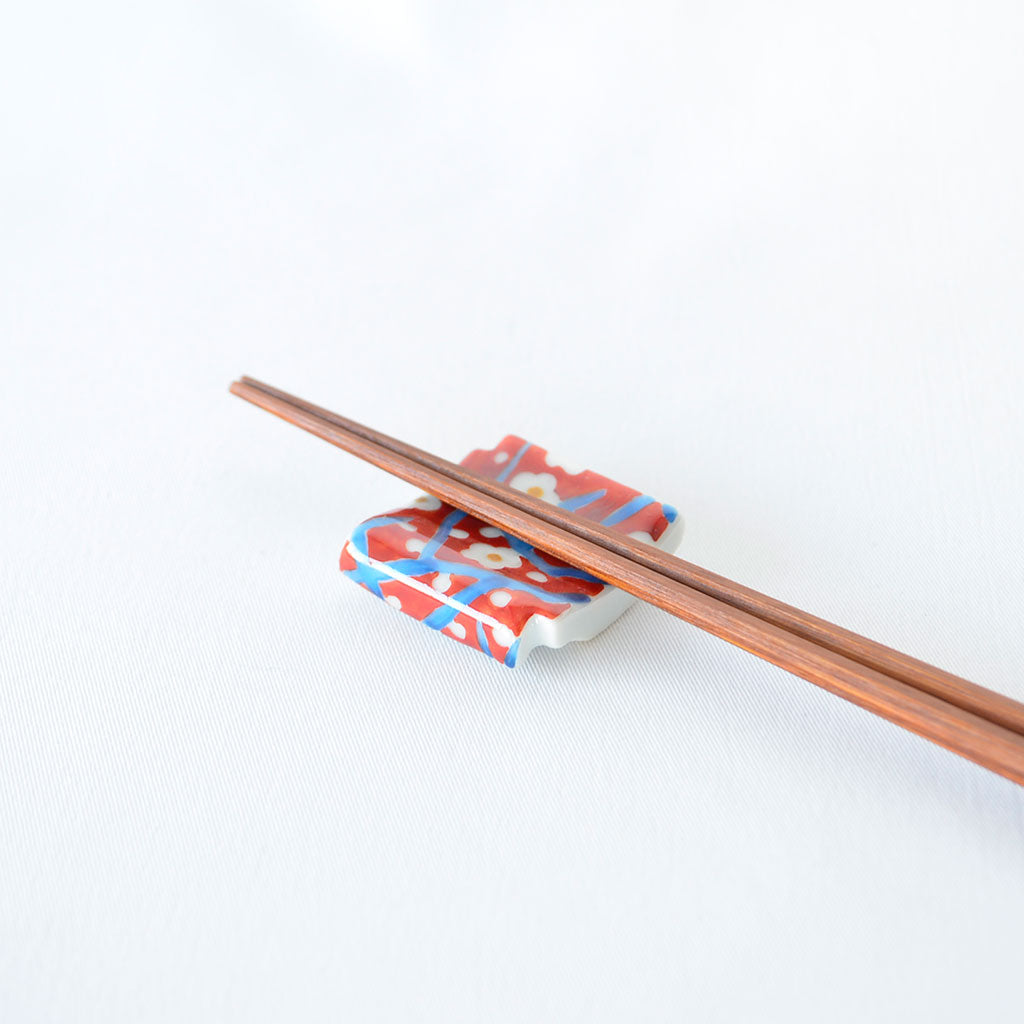 Kiyomizu ware Chopstick rest
Taisho-roman