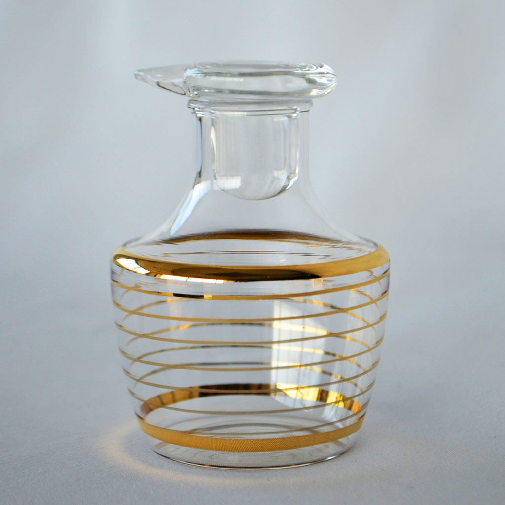 Glass Soy Sauce Vessel