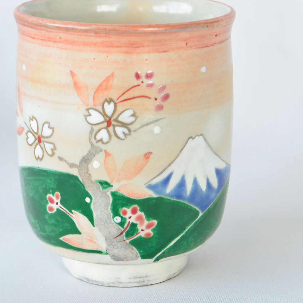 Kiyomizu ware Tea Cup Cherry Blossoms on Mt.Fuji
