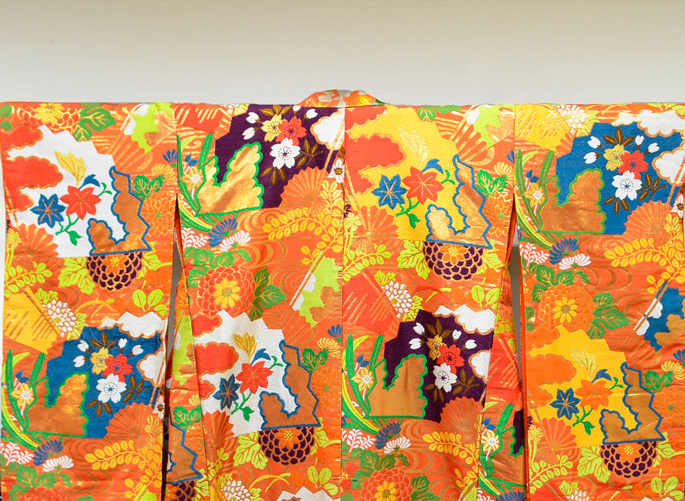 Uchikake Wedding Kimono 400 "Orange with Fans & Seasonal Flowers" (Vintage)