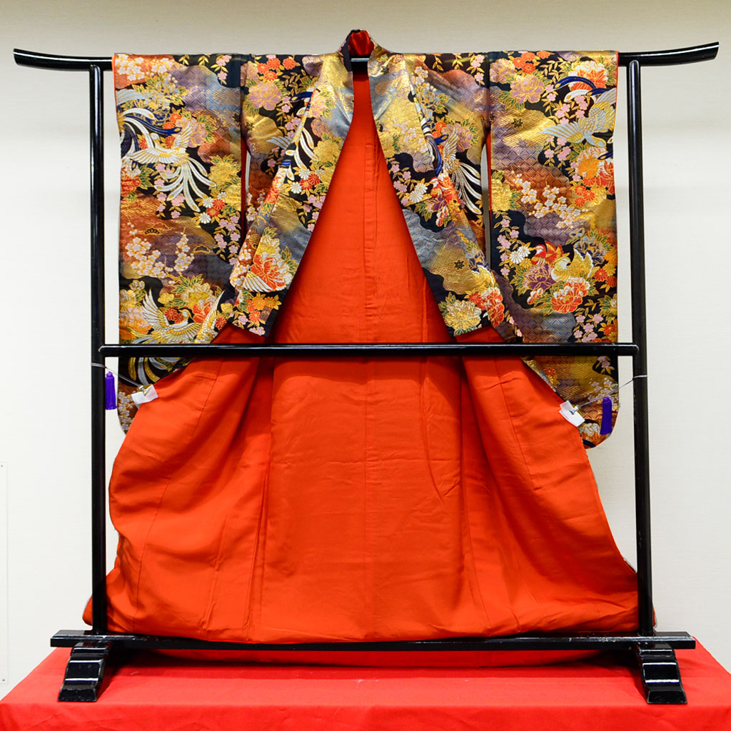 Uchikake Wedding Kimono 600 "Navy with Phoenix, Sakura & Gold Shippo Motifs" (Vintage)