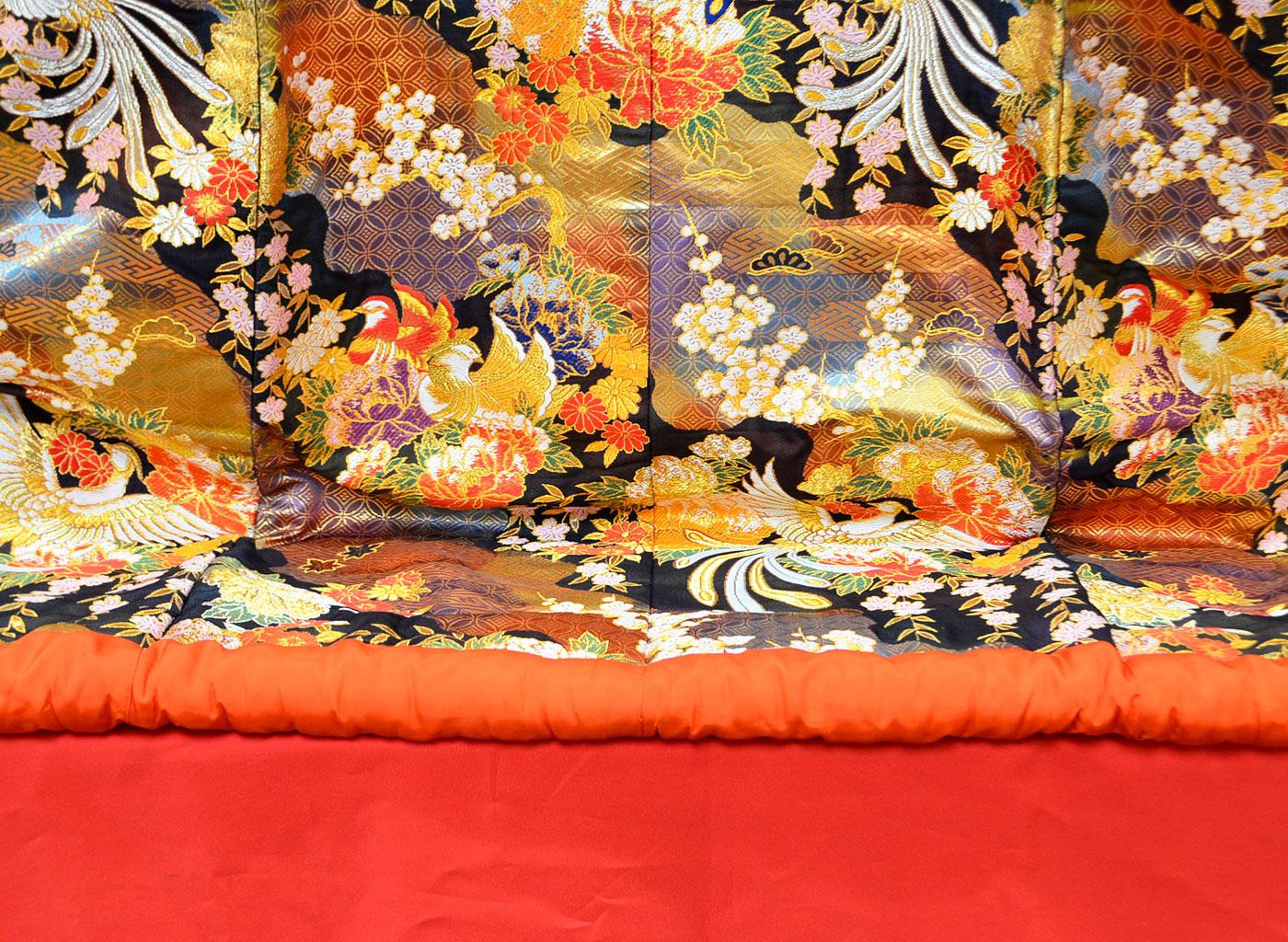 Uchikake Wedding Kimono 600 "Navy with Phoenix, Sakura & Gold Shippo Motifs" (Vintage)