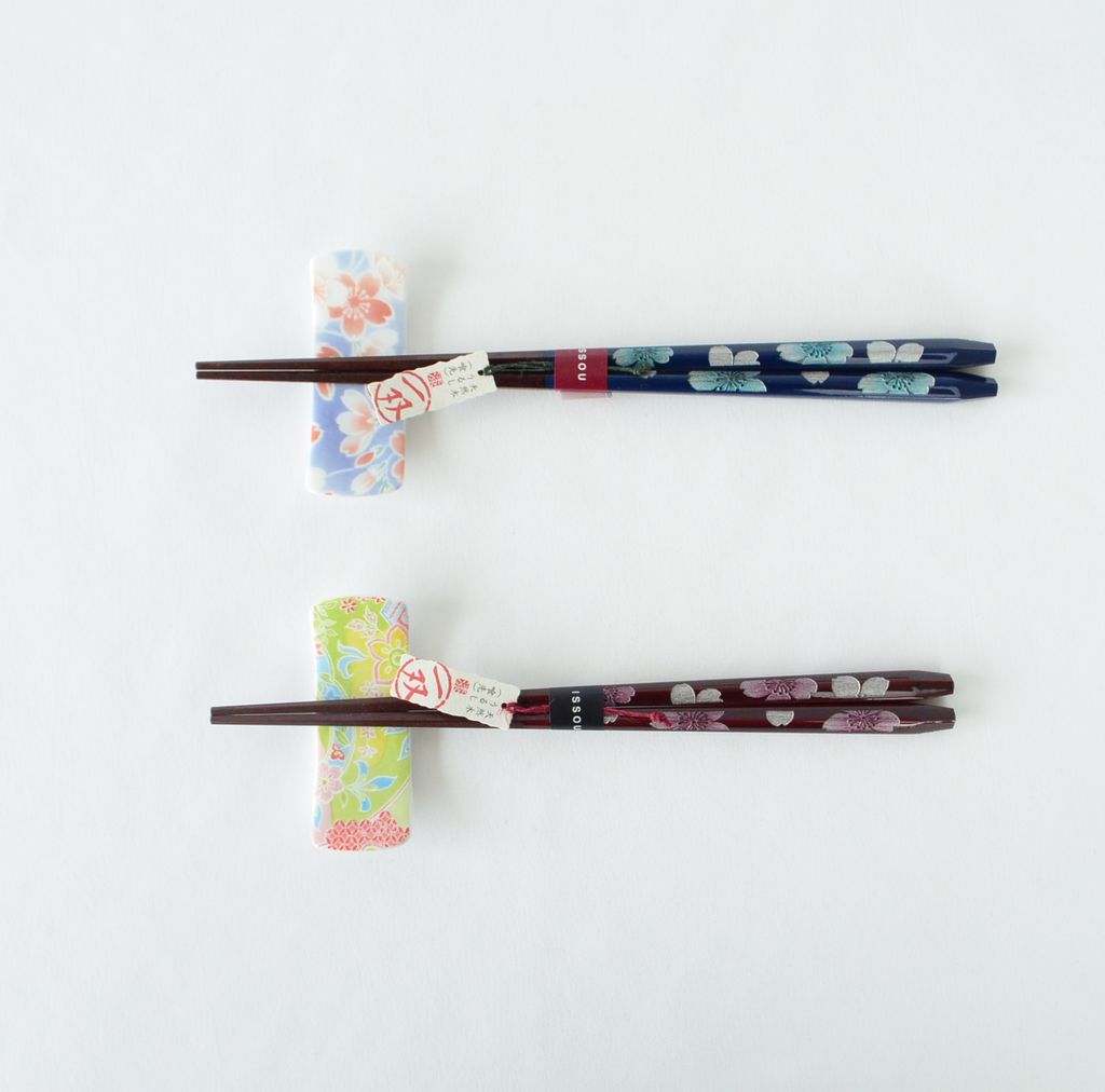 Chopsticks Set of 2P with Rests “Red and Blue Cherry blossoms”