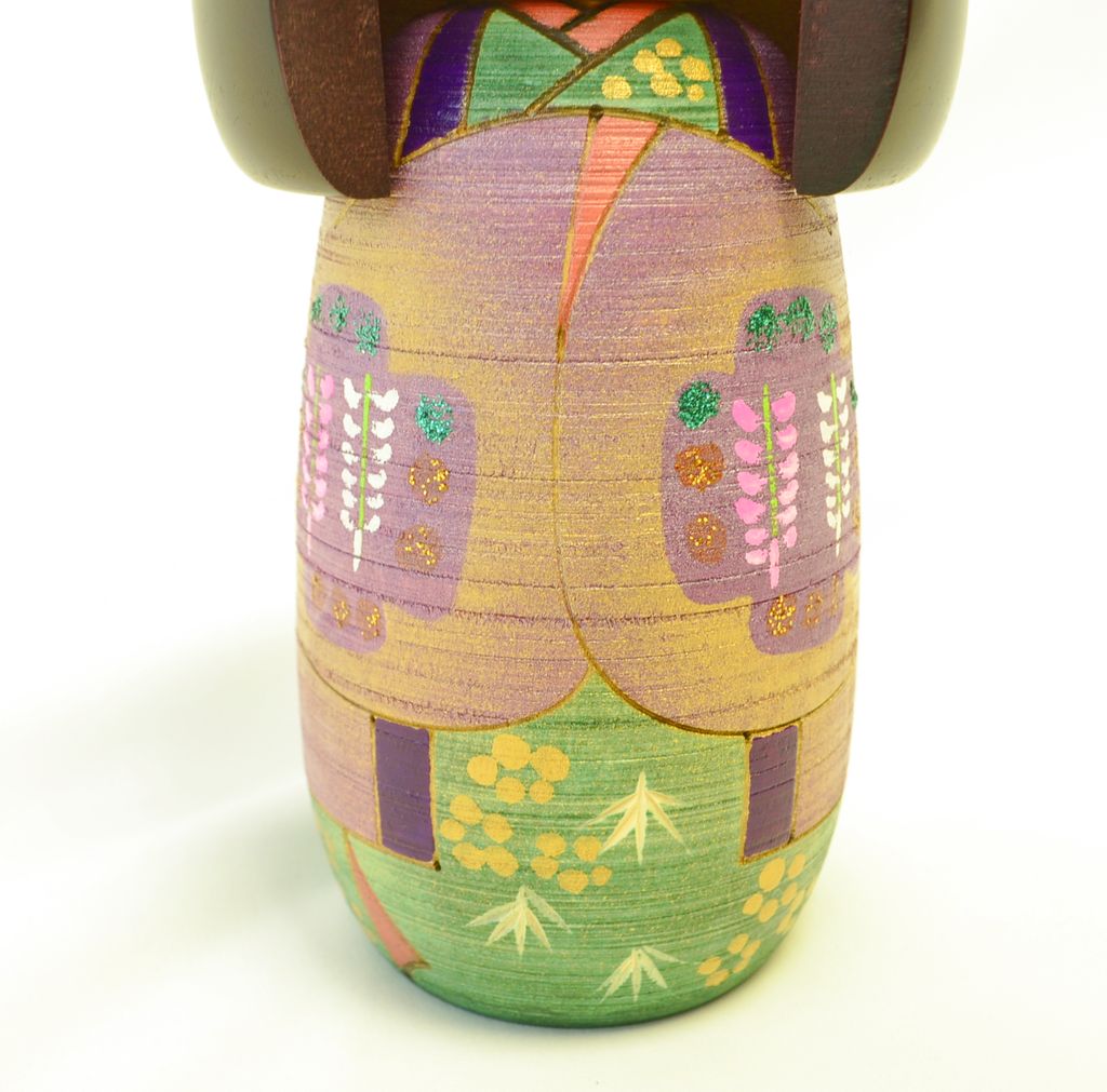 Kokeshi doll "Yosooi (Dressed up)"