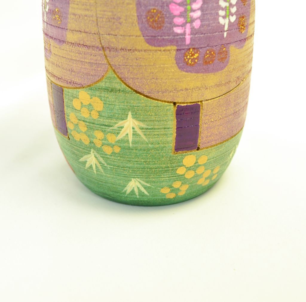Kokeshi doll "Yosooi (Dressed up)"