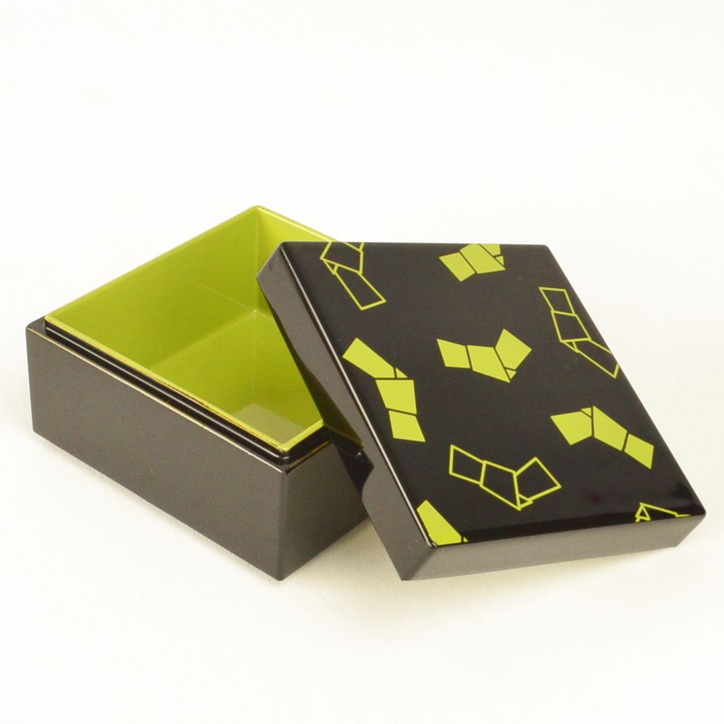 Lacquerware Small Box "Musubi (Knot)"●