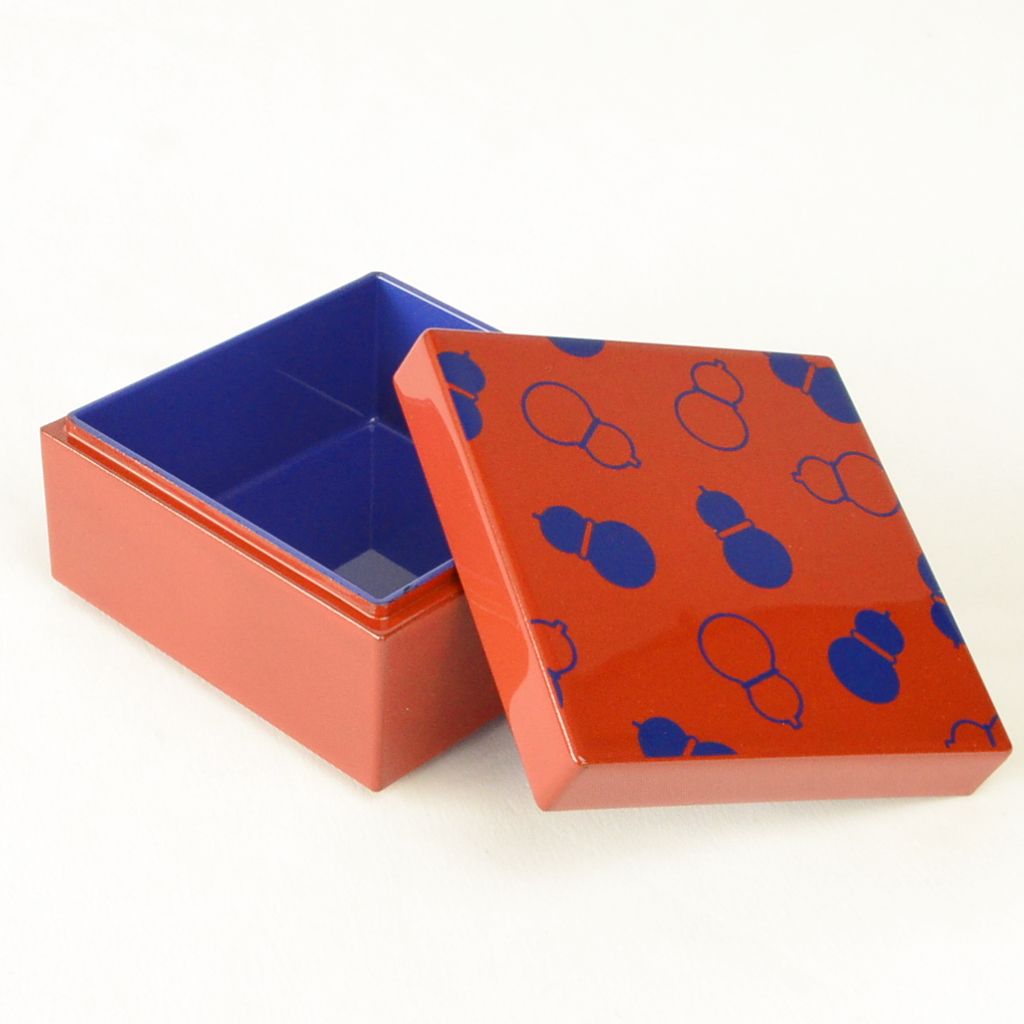 Lacquerware Small Box "Hyoutan (Gourd)"●
