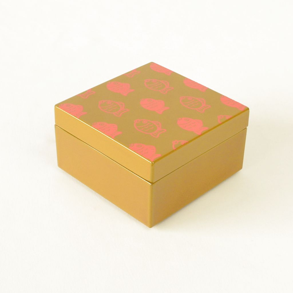 Lacquerware Small Box "Tai (Sea Bream)"●
