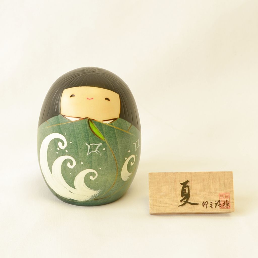 Kokeshi doll "Natsu (Summer)"