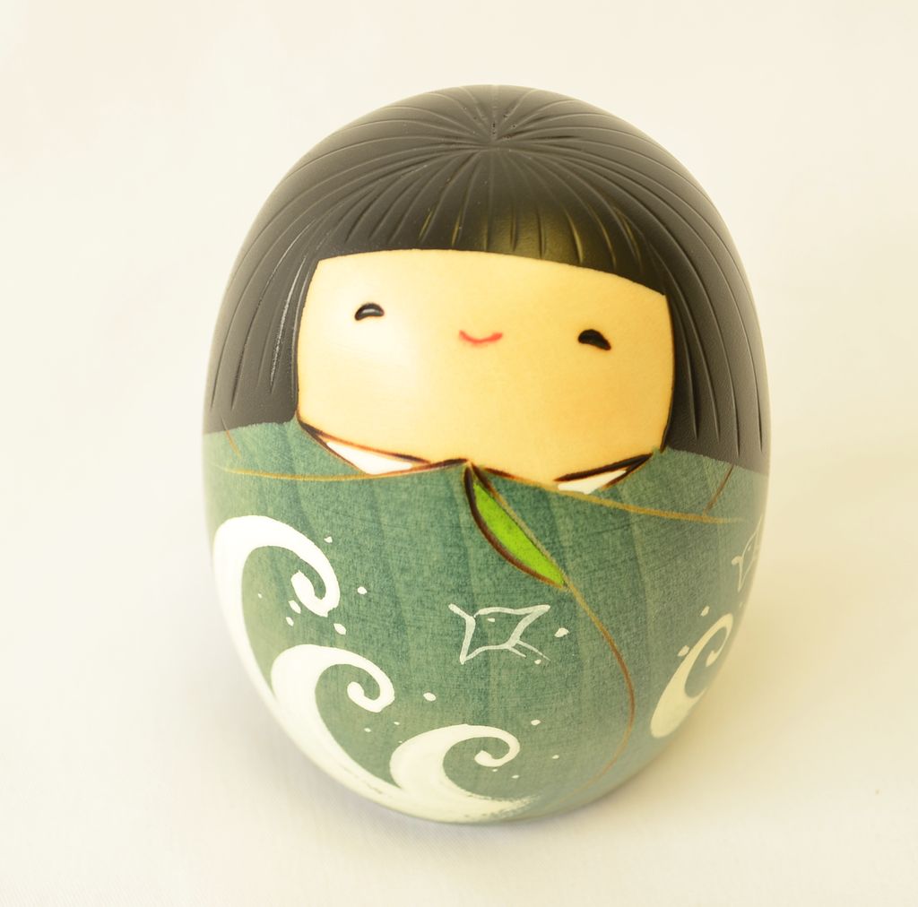 Kokeshi doll "Natsu (Summer)"