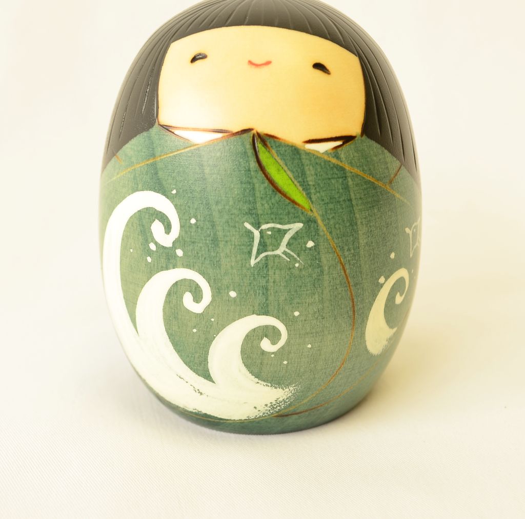 Kokeshi doll "Natsu (Summer)"