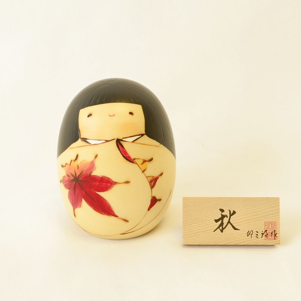 Kokeshi doll "Aki (Autumn)"