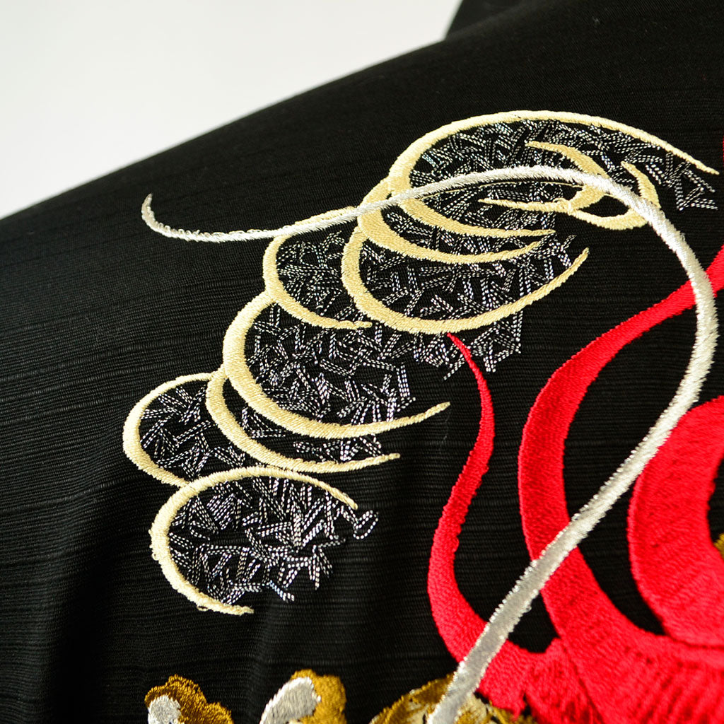 Japanese Kimono Men’s Cotton Knee-length "Clouds and Dragons" Embroidery