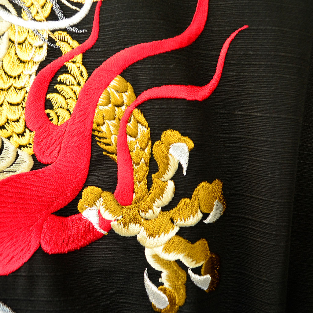 Japanese Kimono Men’s Cotton Knee-length "Clouds and Dragons" Embroidery