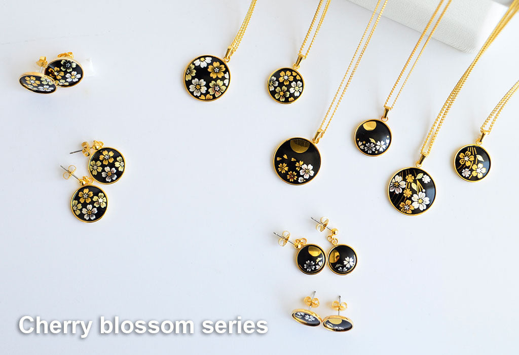 Kyoto Damascene Dangling Earrings "Cherry Blossoms and the Moon"– Diameter: 1.6 cm