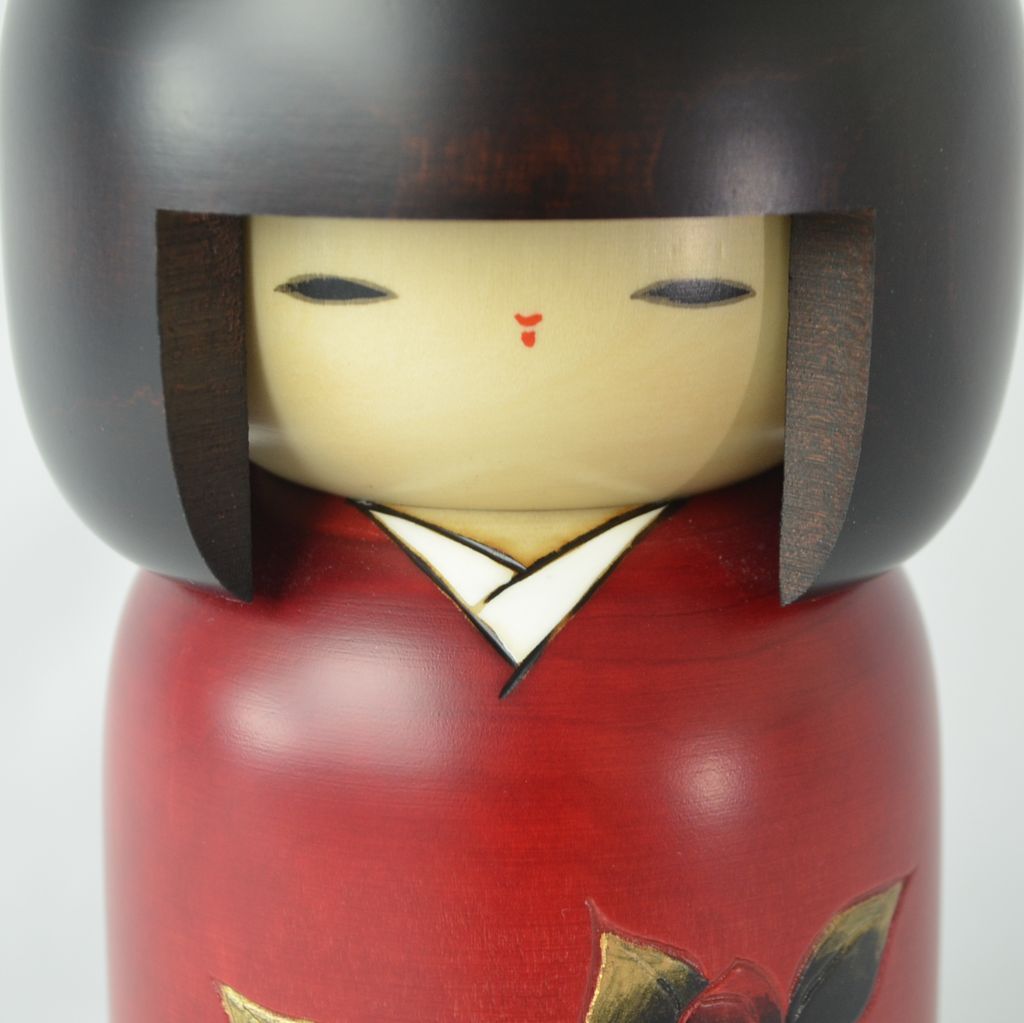Kokeshi doll "Benitsubaki (Red Camellia)"