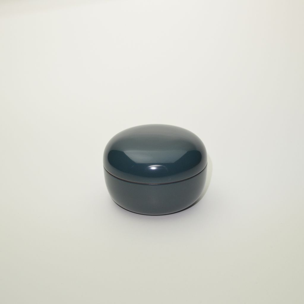 Lacquerware Candy Box "IRO-IRO Bonboniere"●