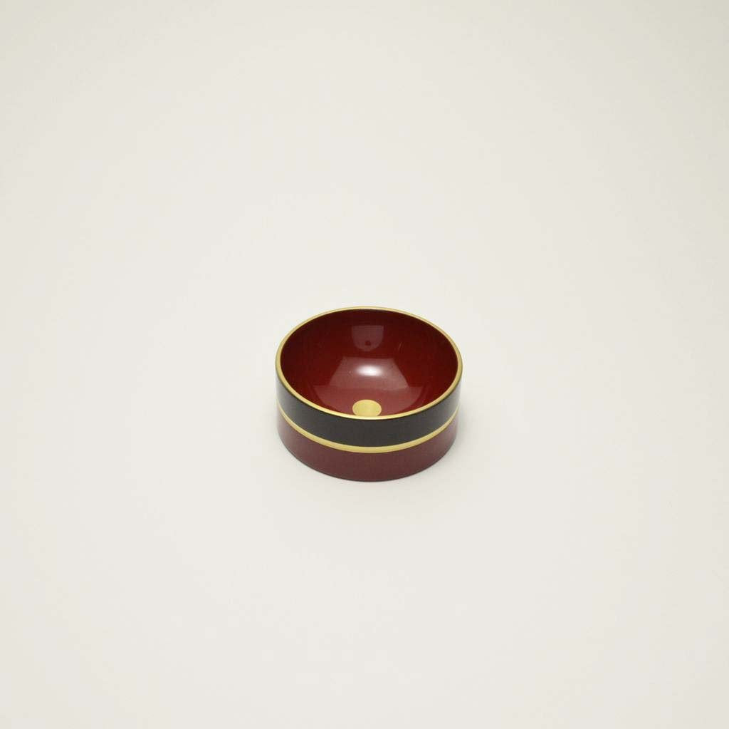 Lacquerware Sake Cup "Sakasatsuki Yoi"●