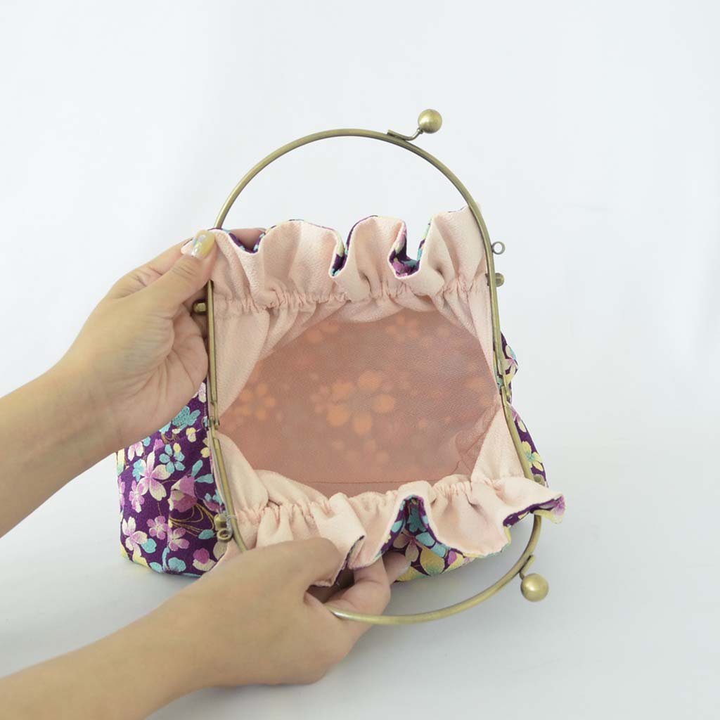 2way Chirimen bag "Japanese traditional design" (S)