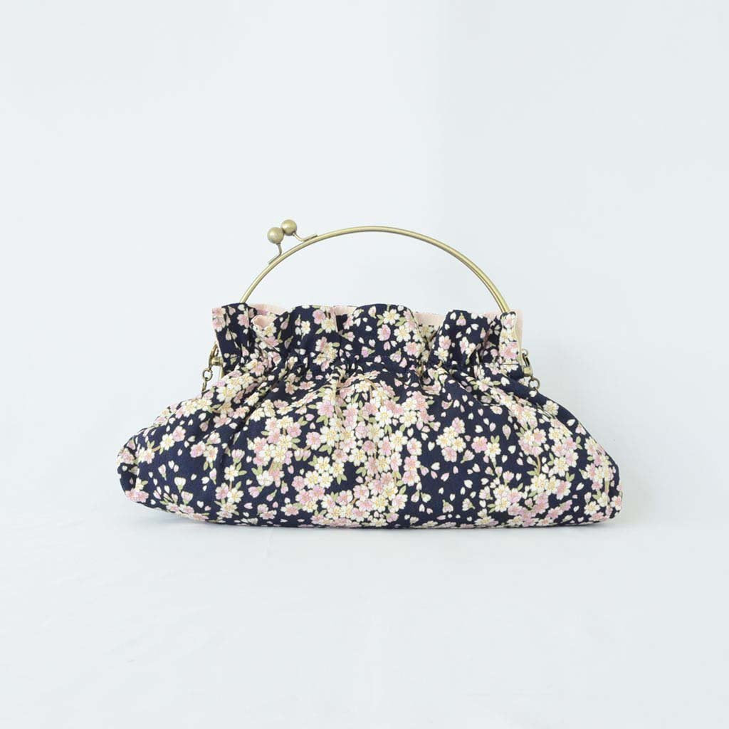 2way Chirimen bag "Japanese traditional design" (L)