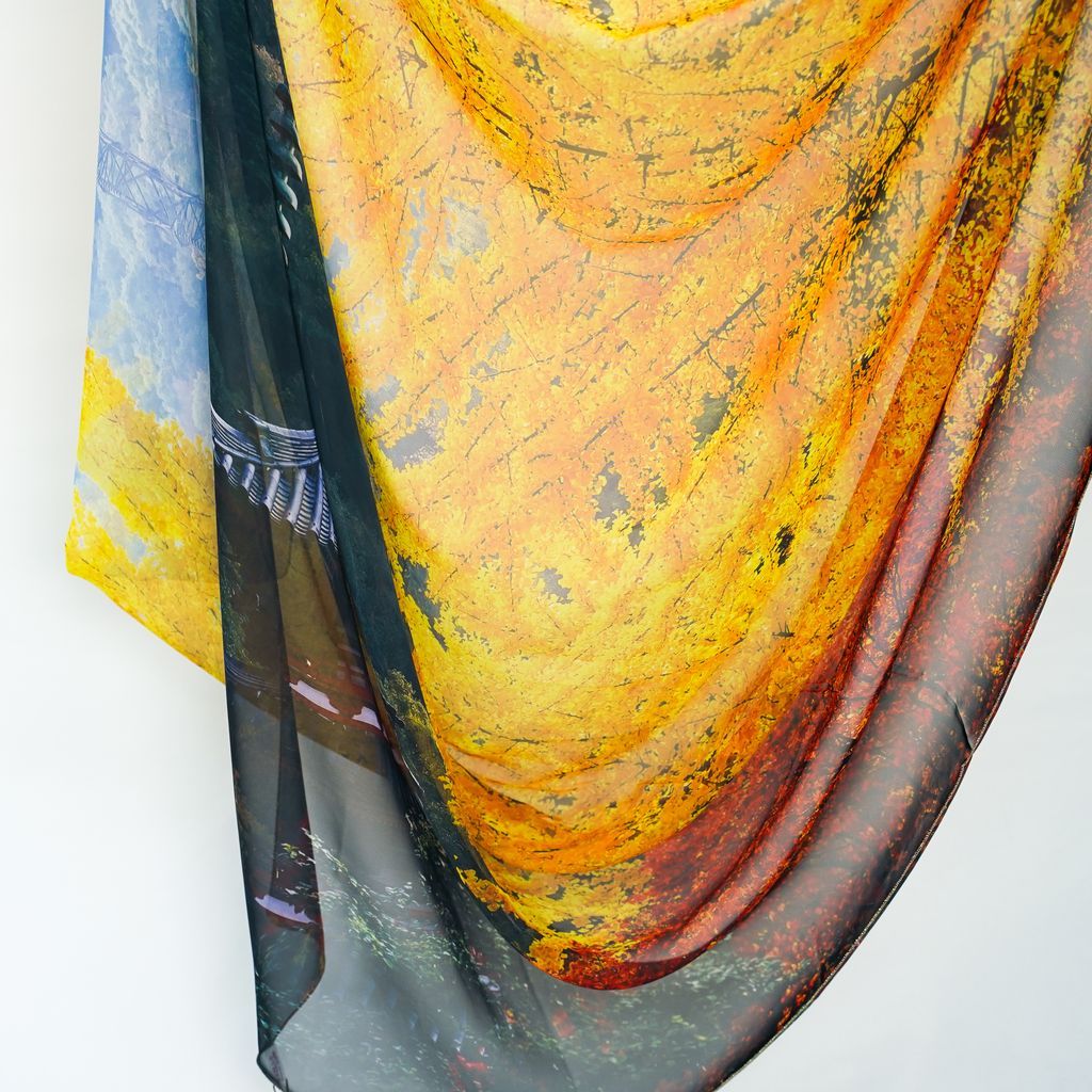Scarf by Photographer Mizuno Katsuhiko●