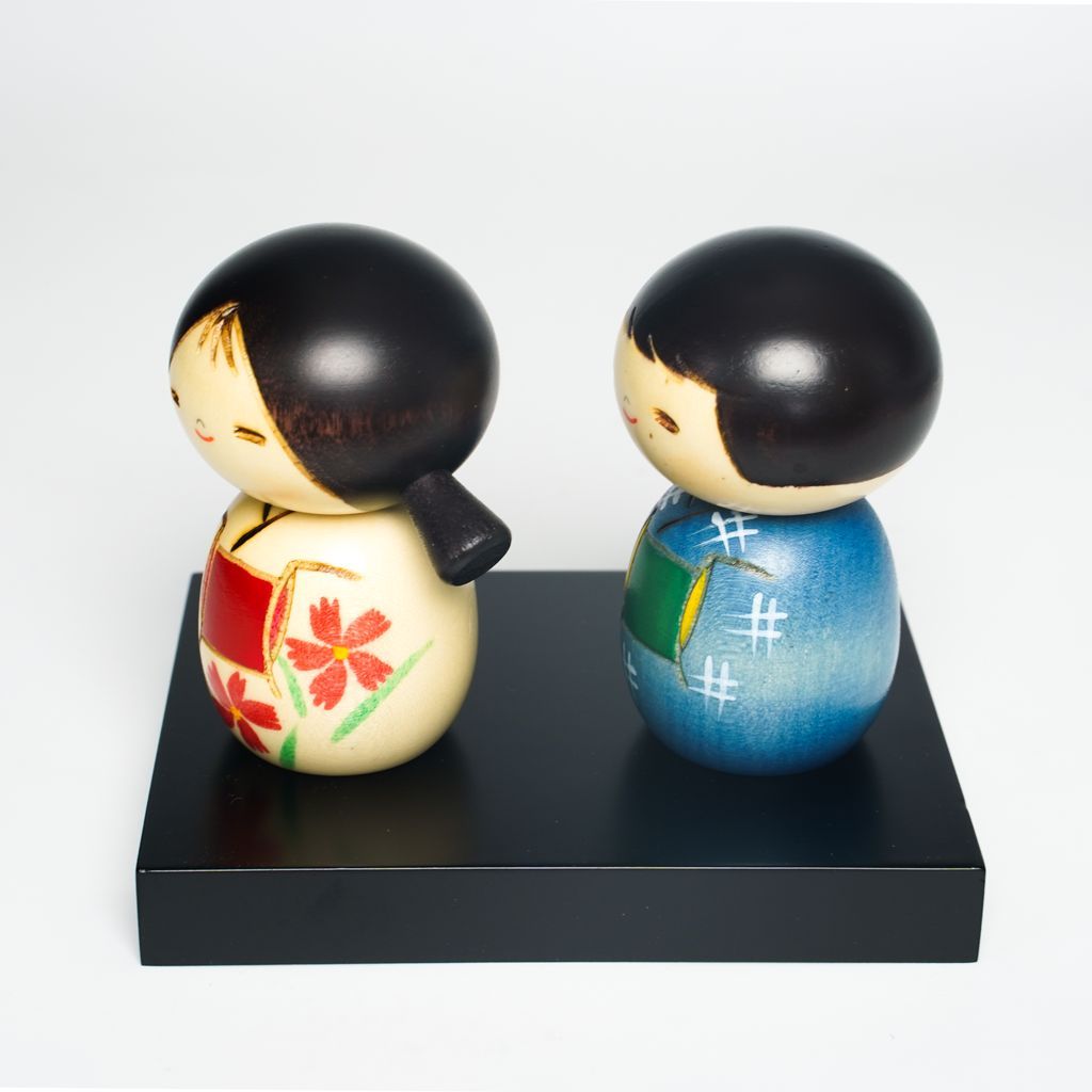 Kokeshi doll "Nakayoshi set(Besties)"